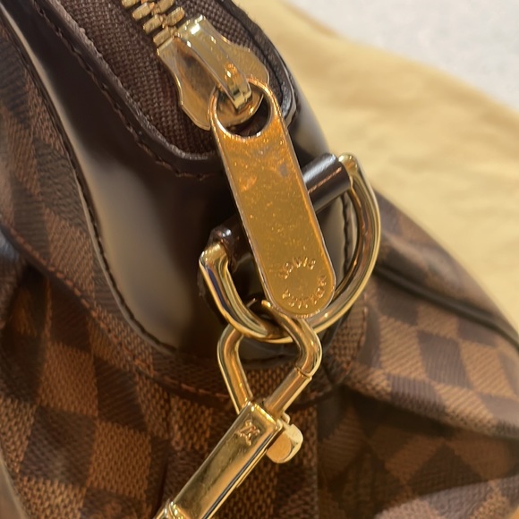 Brand new condition Louis Vuitton 💞 - Picture 3 of 5